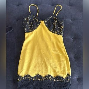 NBD brand , yellow silk mini dress with black lace , size S, new